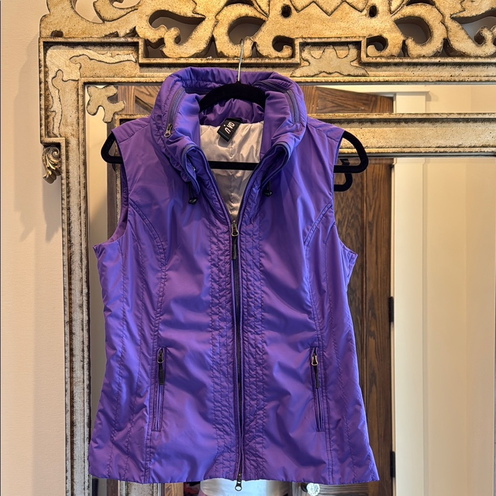 Nivo Women's Purple Puffer Vest